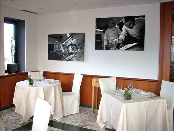 In the dining rooms of the Ristorante dell'Hotel Cinzia