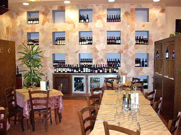 The excellent wines of Ristorante Al Rioco