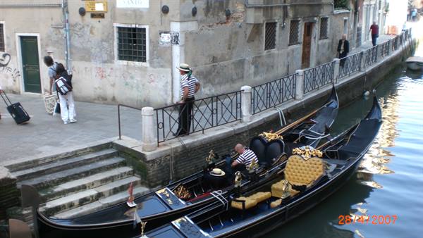 GONDOLIERS AT REST