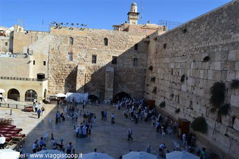 WAILING WALL