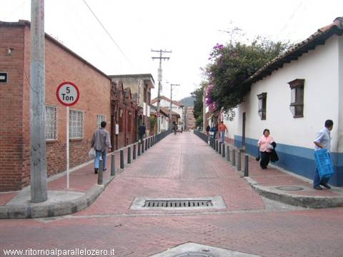 In the center of the district