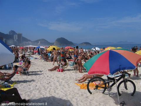 Sun, people and sea