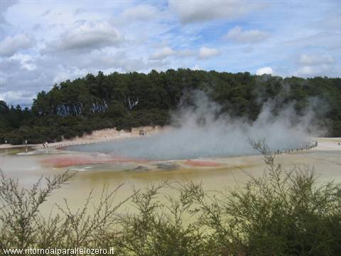 Devil's mouth at Wai-o-tapu