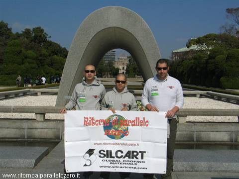 Hiroshima - Obligatory photo