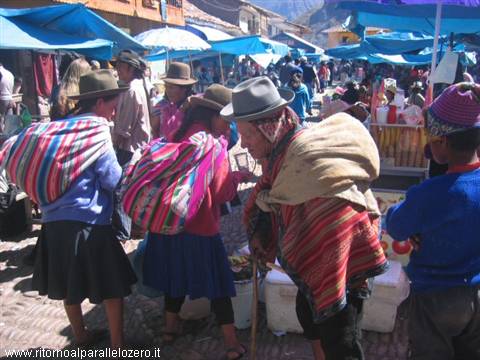 Pisac Market