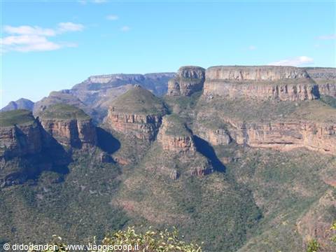 Three Rondavels, sandstone cliffs of Blyde River Canyon under blue sky