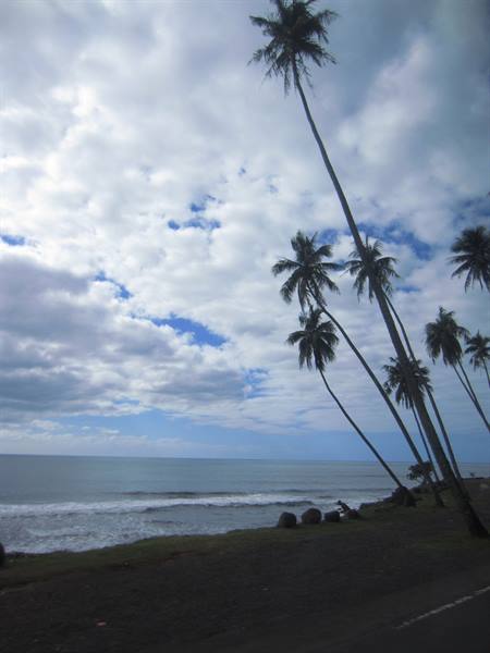 black beach Mahina