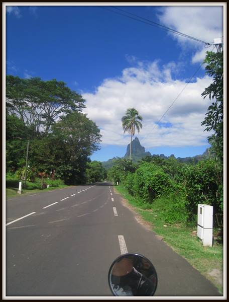 up and down the streets of Moorea