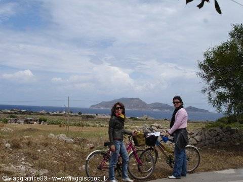 strolling by bicycle..