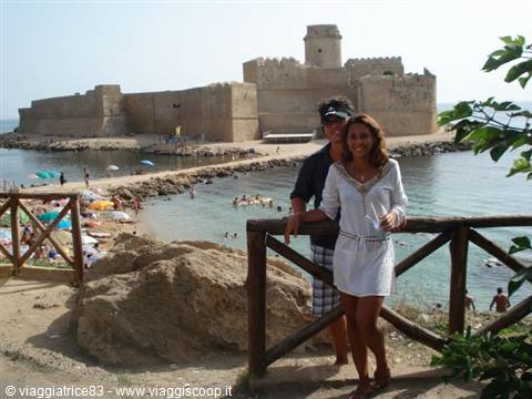 Couple at Le Castella, Aragonese fortress overlooking the sea