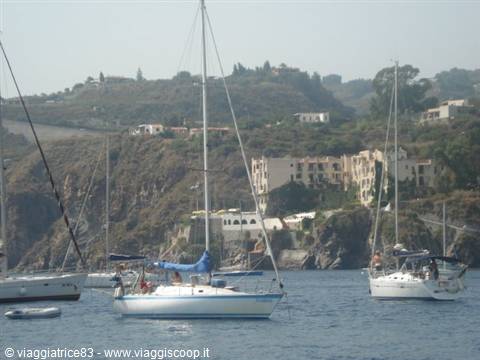 LITTLE HARBOUR OF LIPARI
