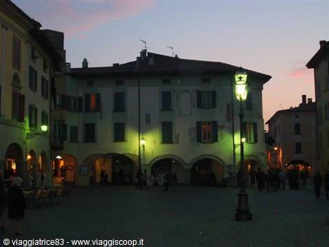 little Garibaldi square