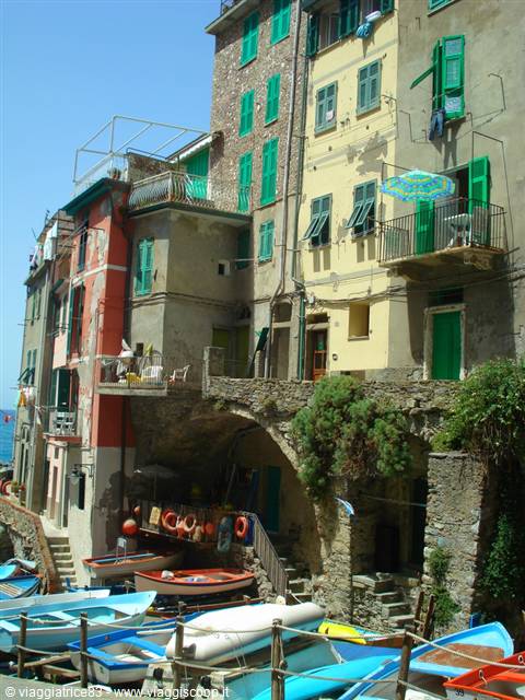 Glimpse of Riomaggiore