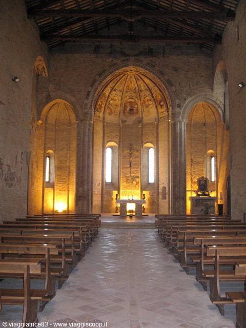 Santa Maria della Rocca - Interior of the Church