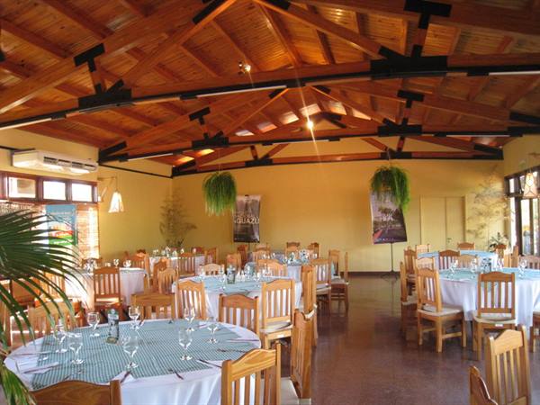 Restaurant la Selva (inside the Iguazù park)