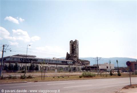 Damaged tower beside a public building in Banja Luka