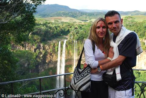 Couple at the Chamarel waterfalls viewpoint, Mauritius