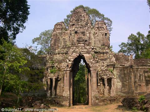 18 - Angkor - Gate of the Dead