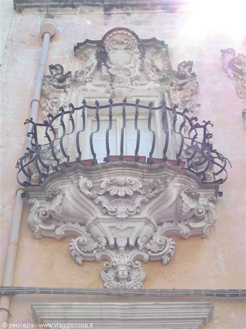 Otranto: architectural detail