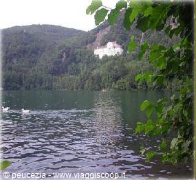 another beautiful image of the lake