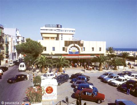 entrance to the spa