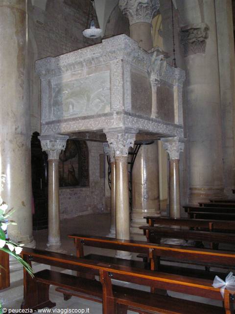 pulpit of the cathedral of Troia