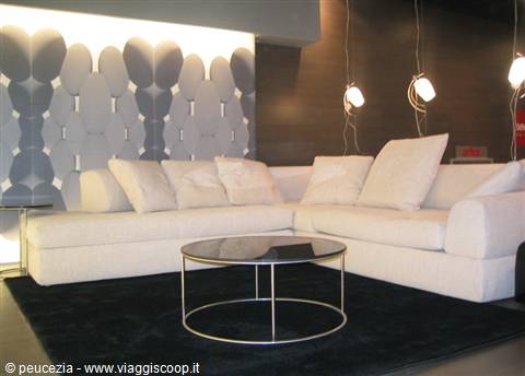 the classic furniture stand:sofa