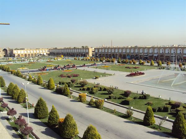 the second largest square in the world