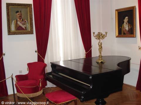 Bar: room of the palace of king Nikola with photos of the royals