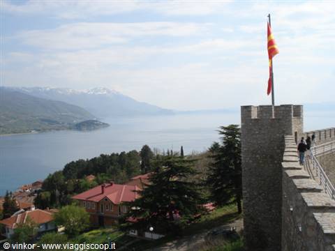 Ohrid: lake and mountain from the castle