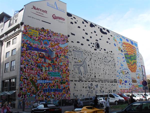 palace of the centre with graffiti
