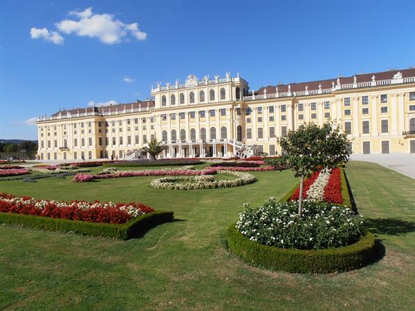 the Schoenbrunn castle