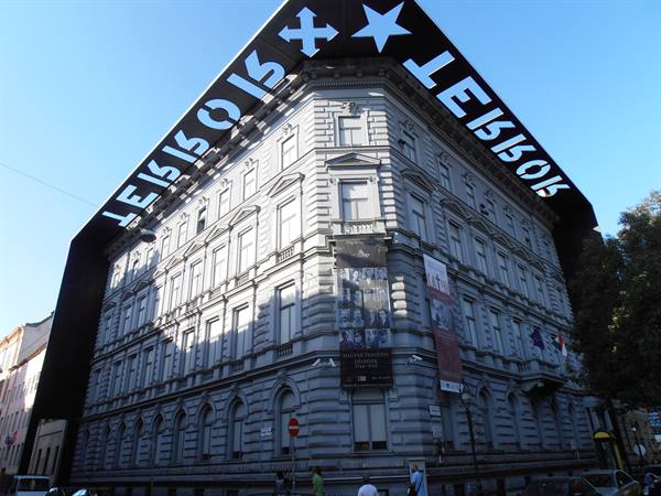the house of terror along Andrassy avenue