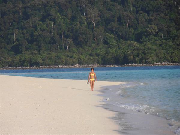 sunrise beach in Ko Lipe, Thailand