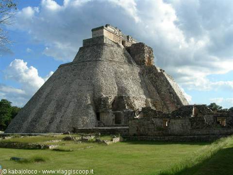 Uxmal: the pyramid