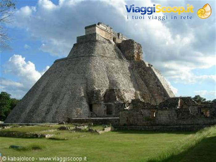 Uxmal: the pyramid