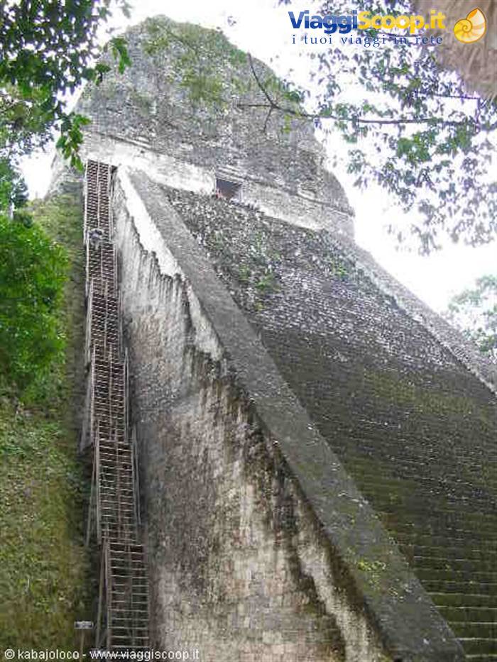 Temple V in Tikal (Guatemala)