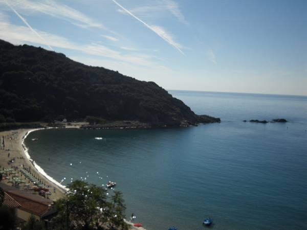 Cavoli-the beach