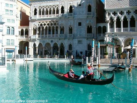 Las Vegas - Hotel Venice - The lagoon in the desert