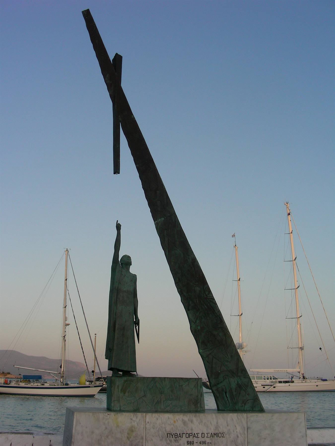 MONUMENT TO PYTHAGORAS