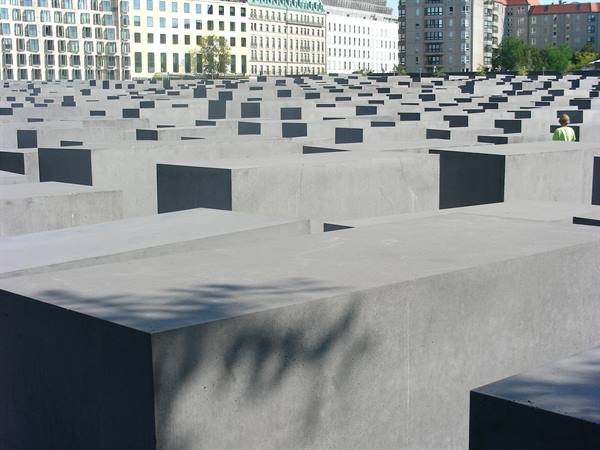 HOLOCAUST MEMORIAL