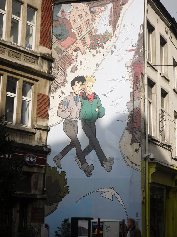 murales in una via del centro  di Bruxelles
