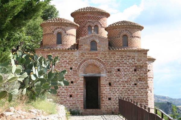 The Cattolica of Stilo, an example of Byzantine art in Calabria