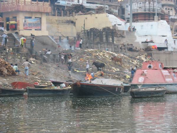 Varanasi - Cremation on the Ghats