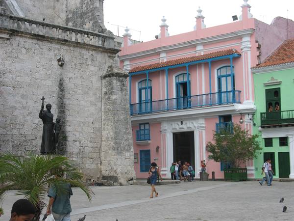 Havana - Plaza San Francisco de Asís