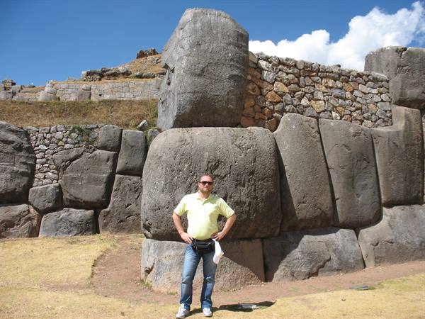 Sacsayhuamán