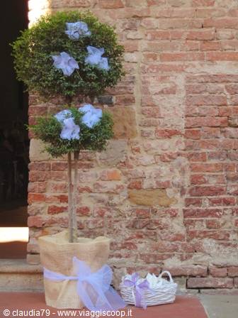 Wedding in Tuscany, in the medieval village of Certaldo Alto (FI)