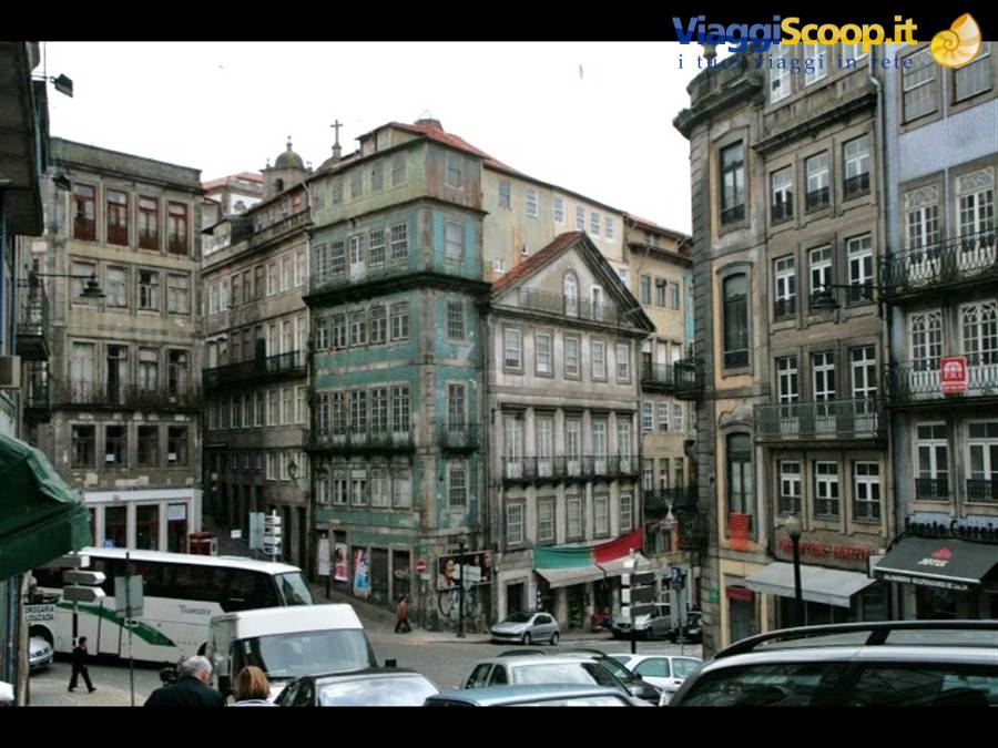 Porto Ribeira district