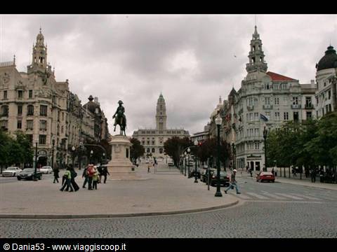Porto Praça da Liberdade