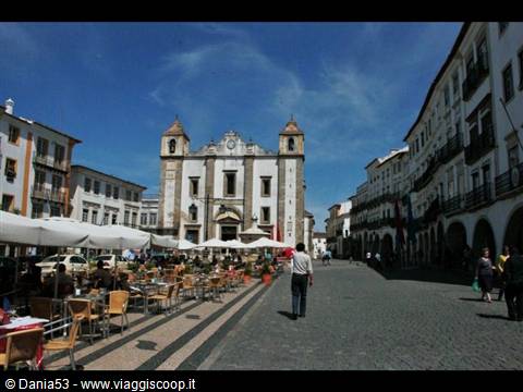 Évora Praça do Giraldo